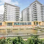 King Deluxe Large Balcony& Free Parking! Apartamento *