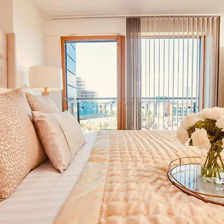 King Deluxe Large Balcony& Free Parking! Apartamento Leeds (West Yorkshire)
