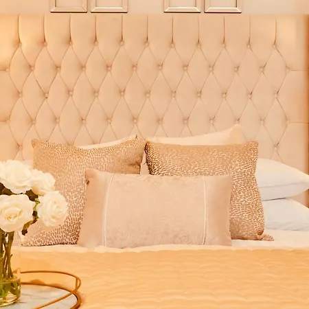 Apartment King Deluxe Large Balcony& Free Parking! Leeds (West Yorkshire)