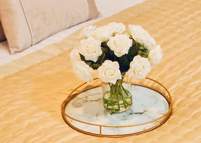 King Deluxe Large Balcony& Free Parking! Лідс