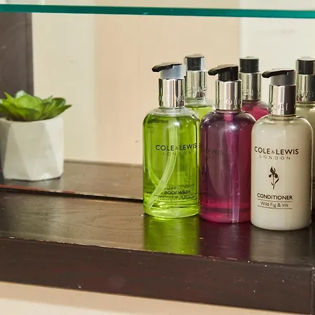 King Deluxe Large Balcony& Free Parking! Apartament Leeds (West Yorkshire)