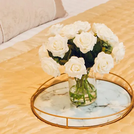 King Deluxe Large Balcony& Free Parking! Leeds (West Yorkshire)