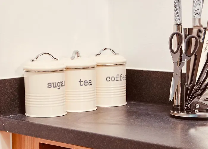 King Deluxe Large Balcony& Free Parking! Apartment *